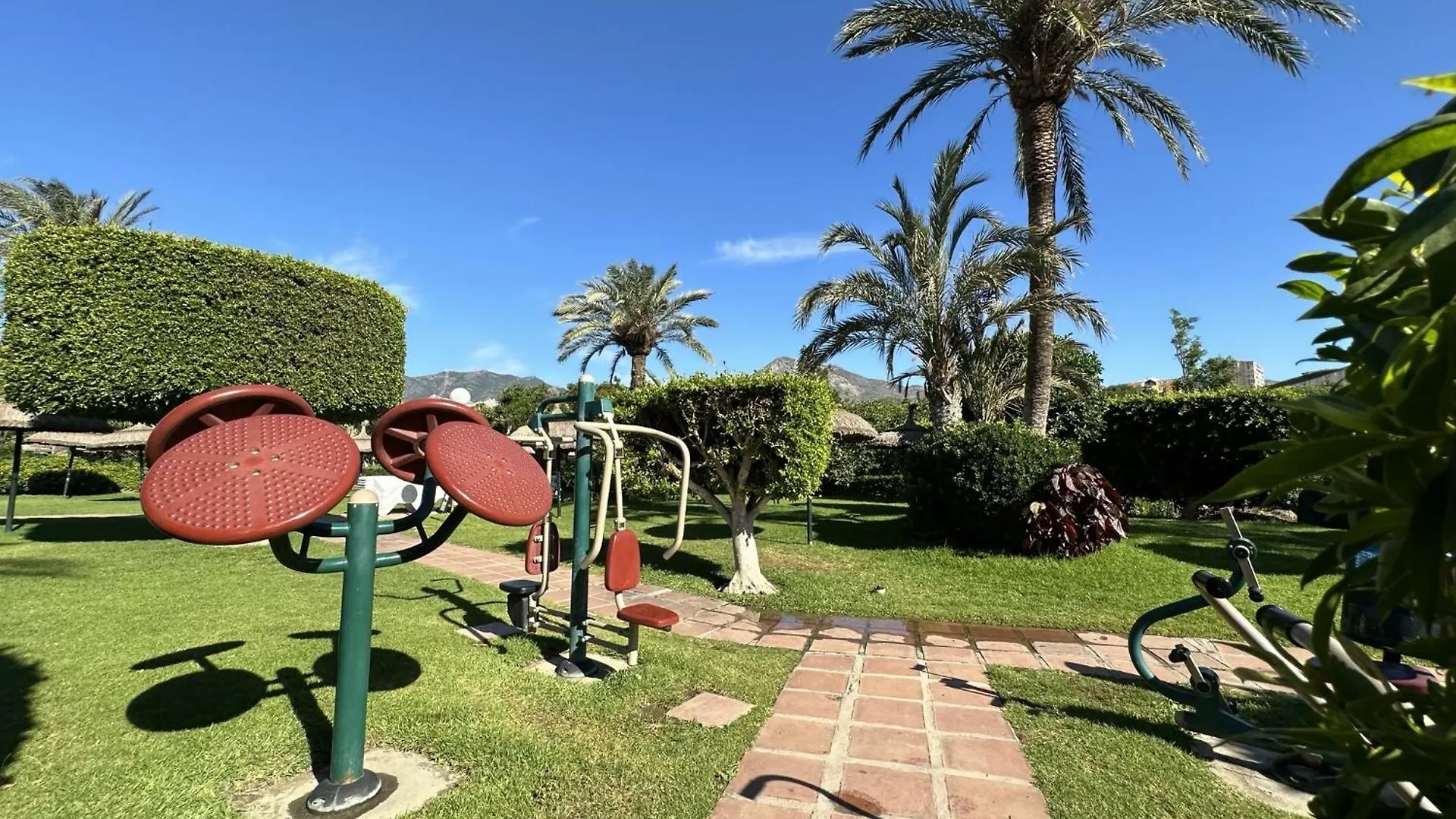 Apartamento Benalbeach Con Vistas Al Mar Arroyo De La Miel Espanha