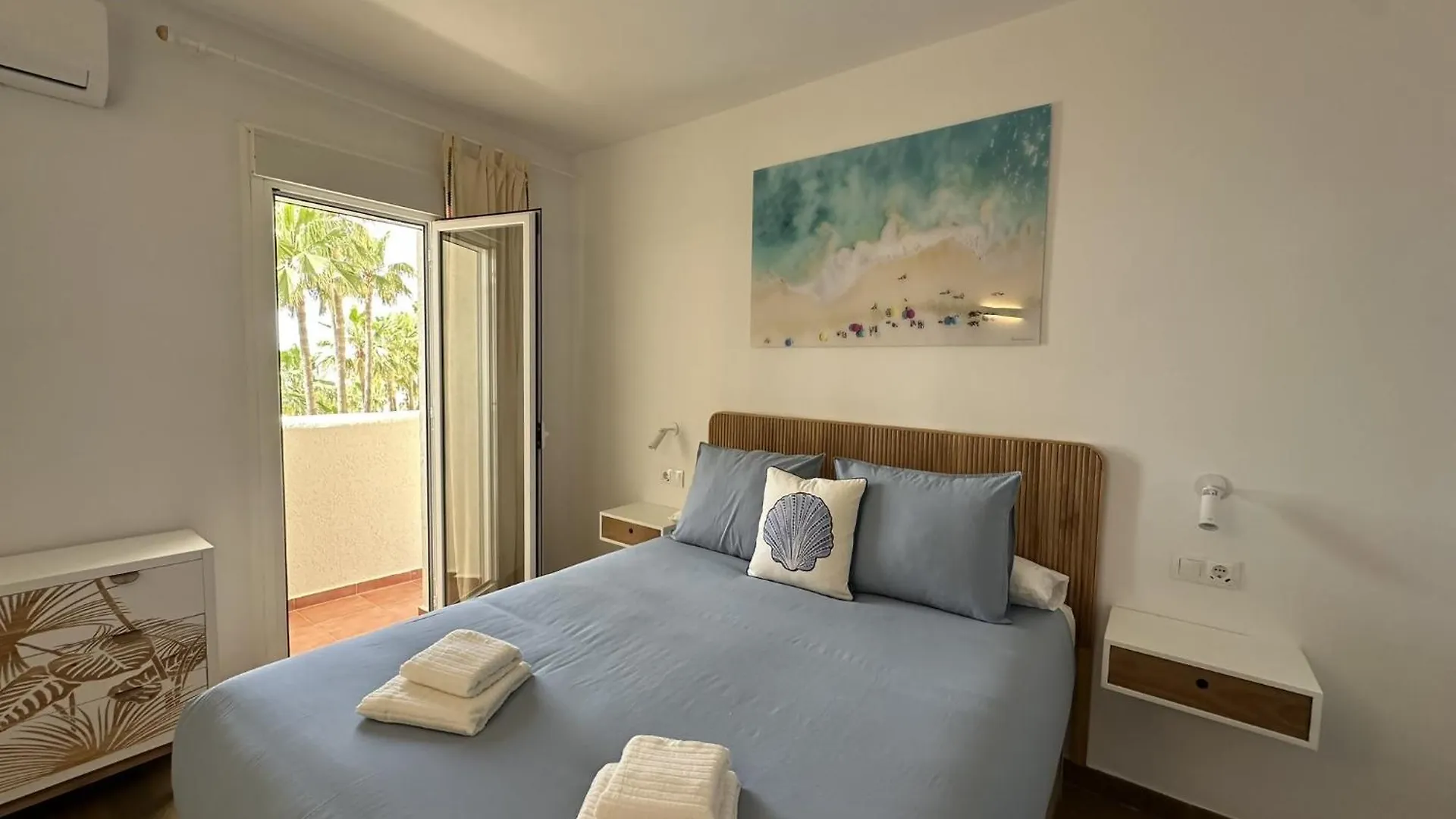 Apartment Benalbeach Con Vistas Al Mar Arroyo De La Miel